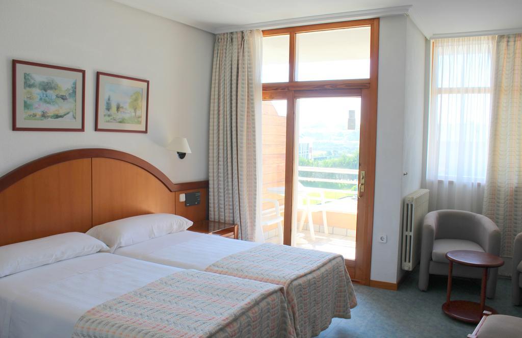Residencia Miramar Ξενοδοχείο San Vicente De La Barquera Δωμάτιο φωτογραφία